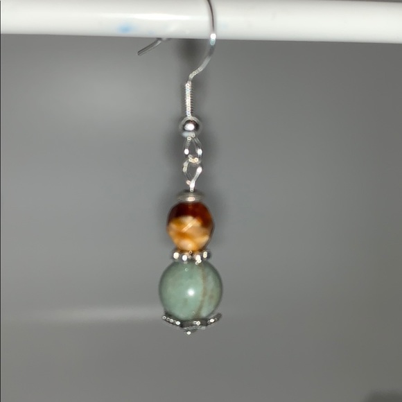 20189 ⭐️Dragon blood jade and amber earrings⭐️ - Picture 3 of 6